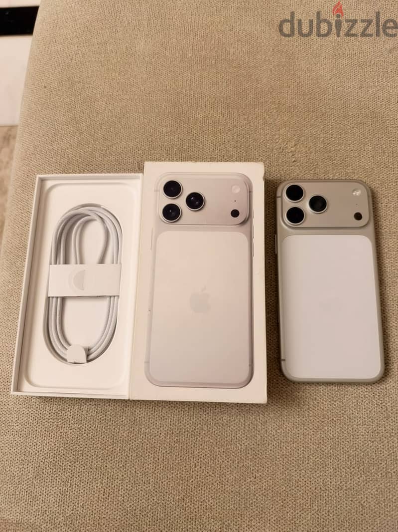 Apple - iPhone 17 Pro Max 1