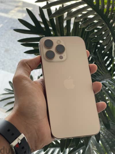 ايفون 16 برو ماكس كسر زيرو
