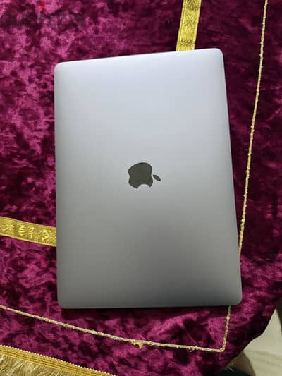 Macbook