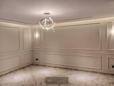 Distinctive apartment for sale in the Canaria Compound (on the 26th of July Axis); 212 sqm, super-lux finish, never lived in.
