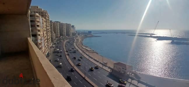  شقة للبيع – واجهة بحرية مباشرة في السرايا (منطقة البنوك) 