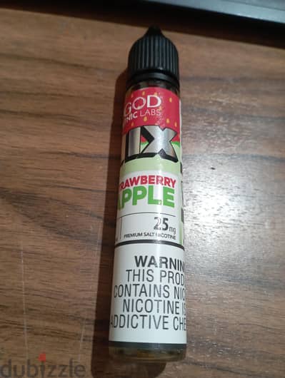 E-liquid VGOD strawberry apple mix . Salt 25 N