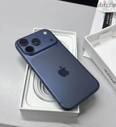 آبل - آيفون 17 برو ماكس