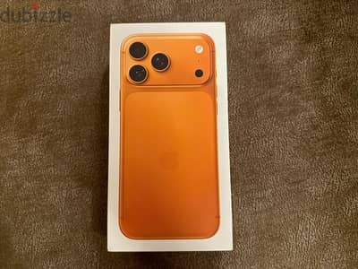 iphone 17 pro max 256 g  وارد من الخارج السعوديه متبرشم esim