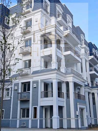 3-bedroom iVilla Roof in Hyde Park, Fifth Settlement—resale directly from the owner. Ready for immediate move-in at the project's lowest price; availa