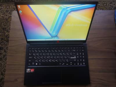 للبيع لابتوب Asus VivoBook بحالة ممتازة