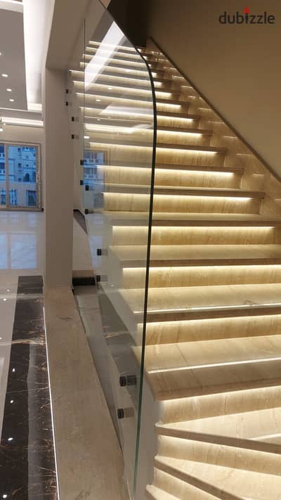Luxurious . . Modern . . iVilla Roof . . Brand new