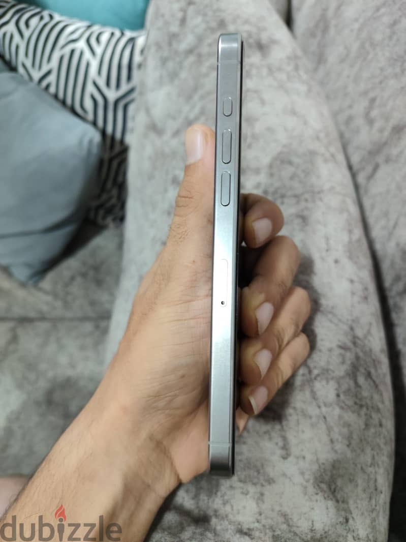 Apple - iPhone 15 Pro Max 4
