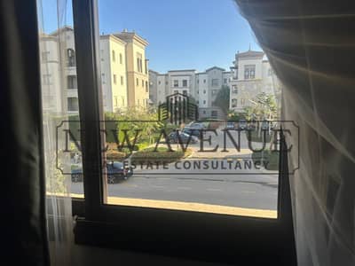 اقل سعر شقه استلام فوري متشطبه بالتكيفات و المطبخ فيو مفتوح بحرى فى مفيدا in Mivida