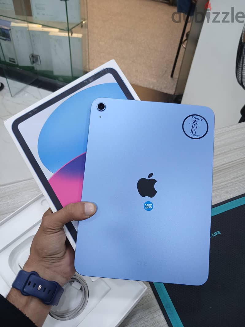 ipad A16 256GB WiFi Used 4