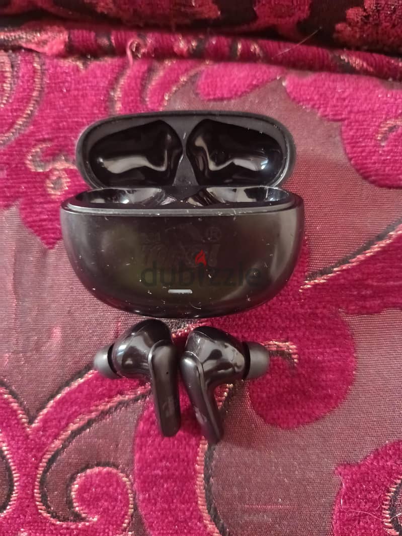 wireless headphones 1