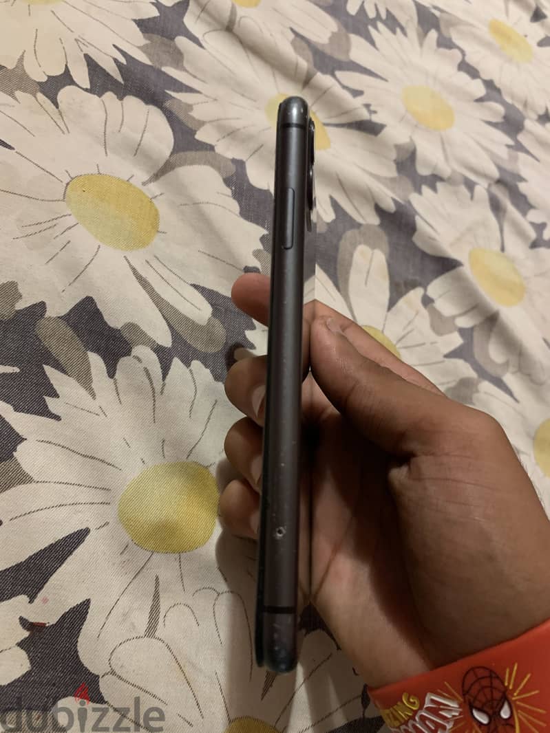Apple - iPhone 11 2