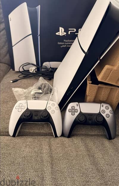 ps5 slim used like new