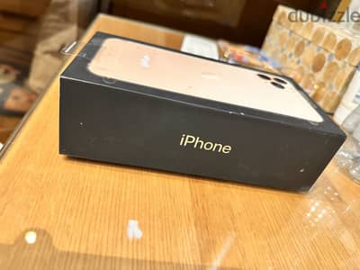 Apple - iPhone 11 Pro Max 256 GB with box