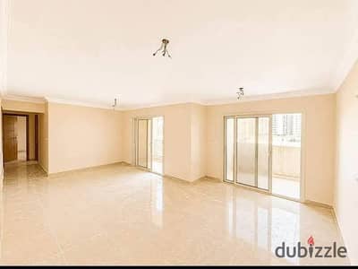 150m apartment for sale in Smouha, steps from Mostafa Kamel Street