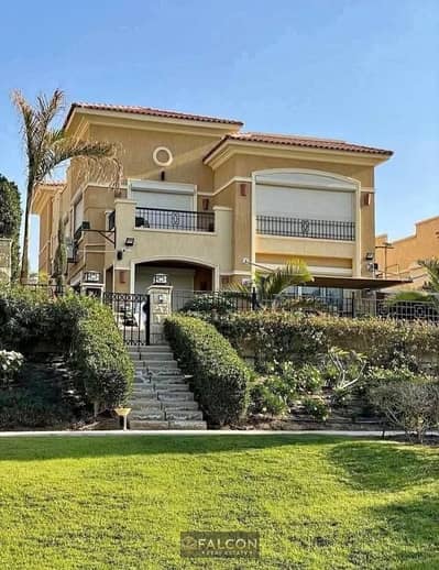 فيلا 3طوابق تشطيب Ultra Lux بخصم40% فيو مفتوح خصوصيه100% ف كمبوند تلال ايست | Telal East اميز موقع في التجمع الخامس دقايق ميفيدا & هايد بارك & مدينتي