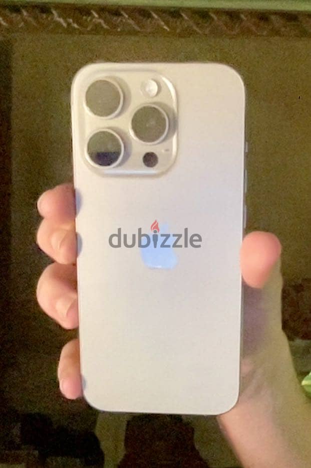 iPhone 15 Pro 4
