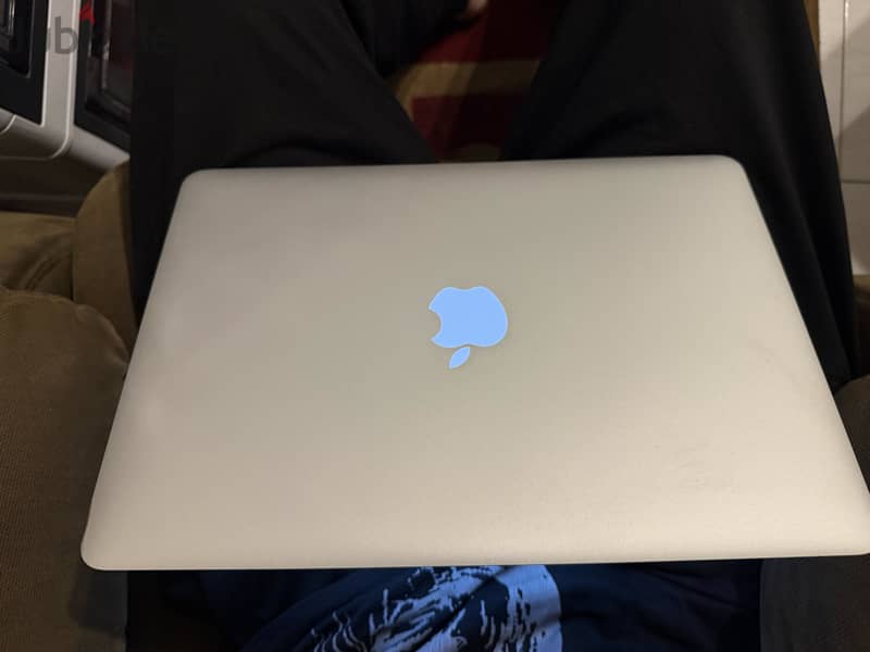 Macbook Air 2017 13 inch 11