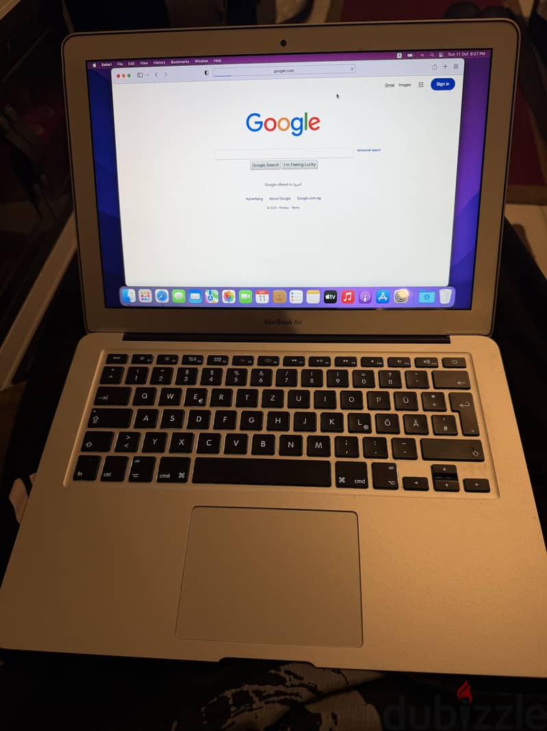 Macbook Air 2017 13 inch 12