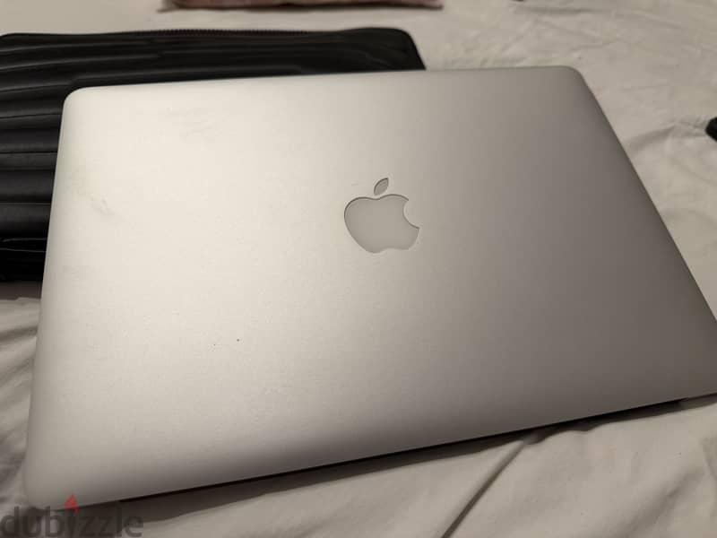 Macbook Air 2017 13 inch 14