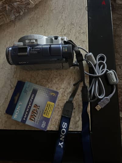 Sony hand camera DVD