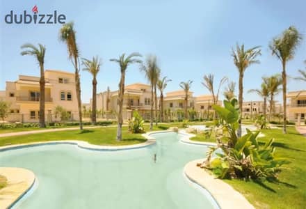 Resale twin house available for immediate handover in the Greens Compound, Sheikh Zayed (Old Sheikh Zayed area), located opposite Sheikh Zayed Club