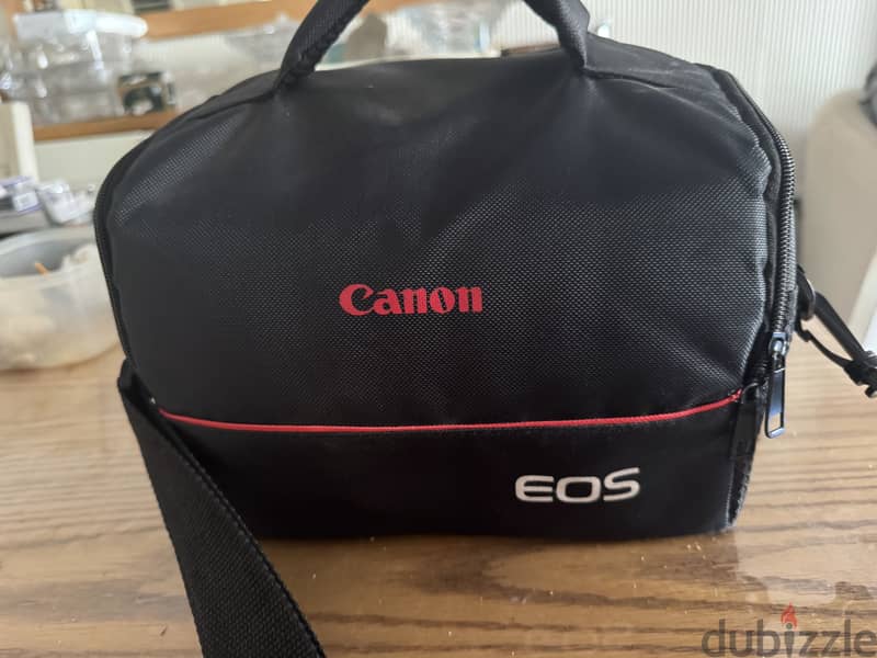 Canon EOS 2000D 3