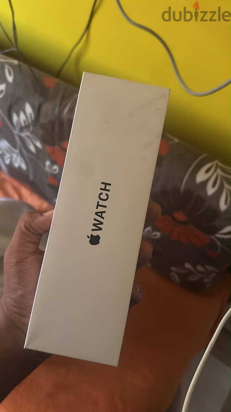 Apple watch se2 4