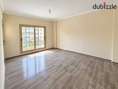 160m Apartment for rent in Wasal Residence in a distinguished location within the compound, garden view, 3 bedrooms and 2 bathrooms, reception and kitchen, with a practical and comfortable layout suitable for family living
