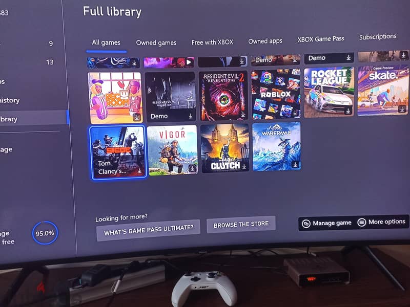 Xbox one 500GB 27 game 3
