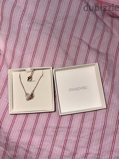 Swarovski swan necklace