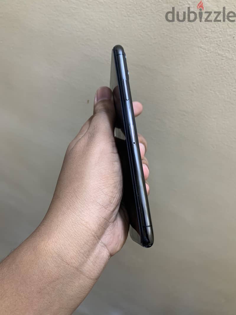 iPhone 11 Pro Max 1