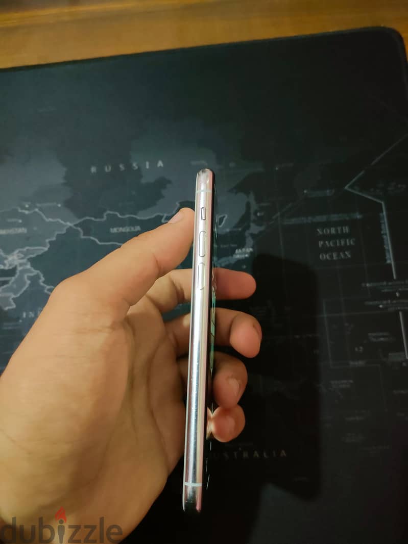 Apple - iPhone 11 Pro 2