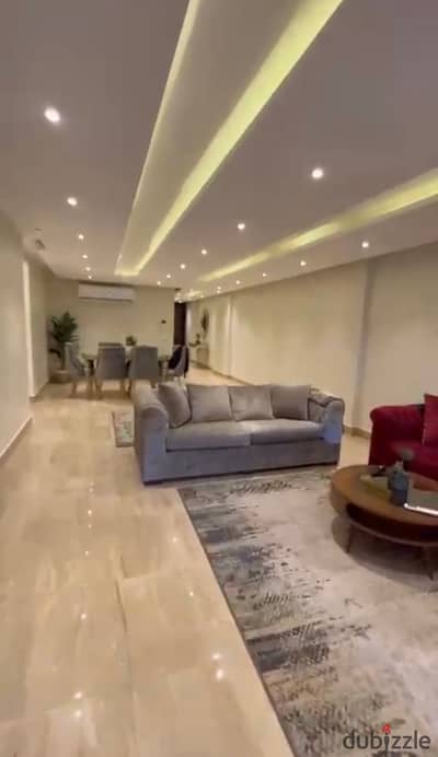 شقه للبيع بالعفش ف شارع دمشق الرئيسي - المهندسين