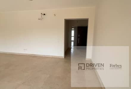 شقه 2 غرف جاهزه للايجار بالمطبخ و التكيفات في كمبوند او ويست طريق الواحات 6 اكتوبر الجيزه   O West Compound Al Wahat Road 6th of October Giza