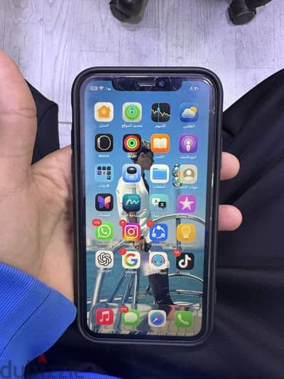 Apple - iPhone 11