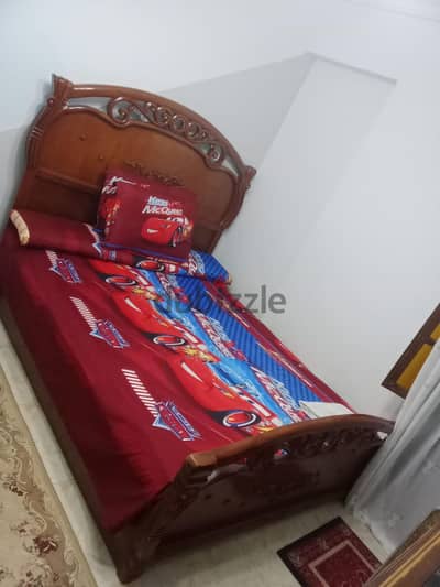 2 سرير للبيع