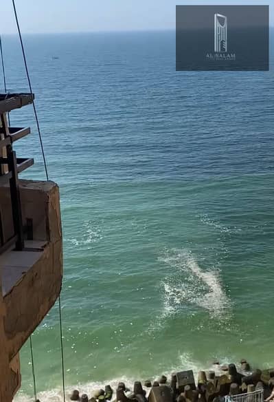 First Line Seafront Apartment in Sidi Bishr | Side Sea View | 10% ROI