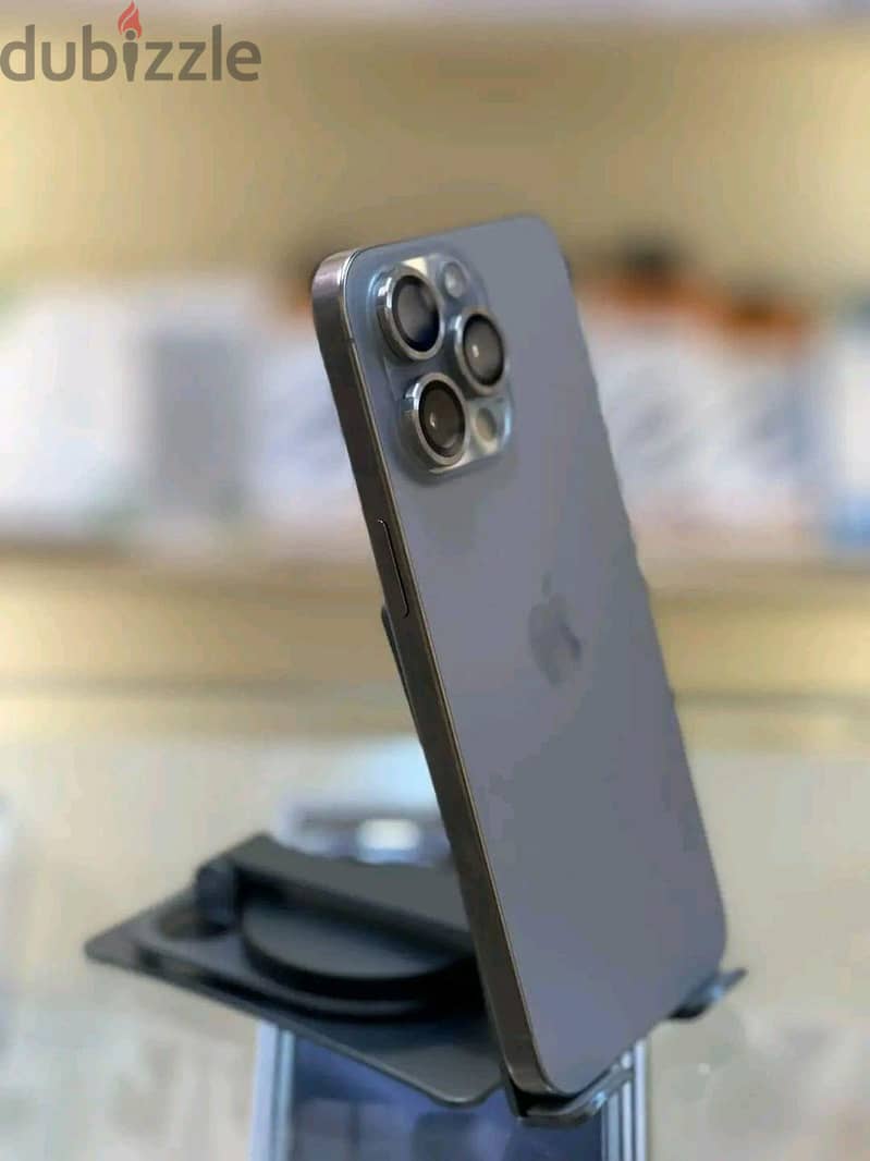 Apple - iPhone 15 Pro Max 1