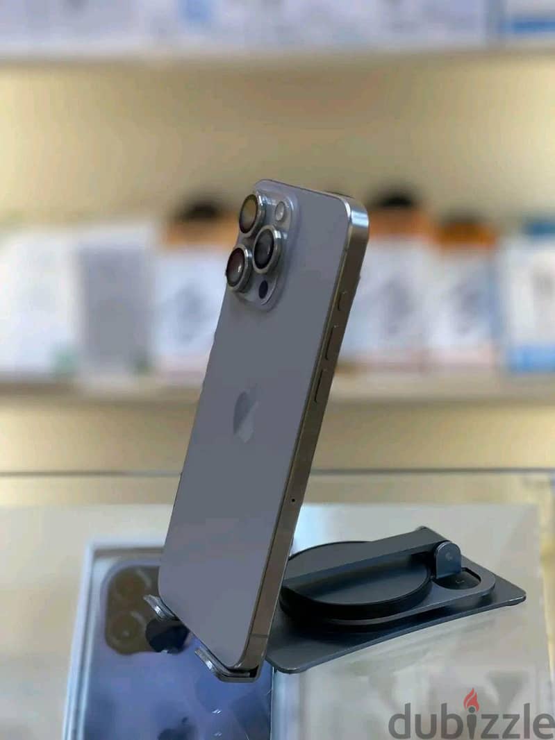 Apple - iPhone 15 Pro Max 2