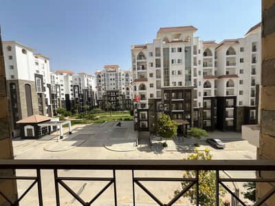 apartment for rent 3 beds in new capital R3 D8