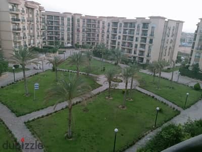 شقه للبيع فى الرحاب 2 211 متر دور متكرر قريبه من السوق الشرقى