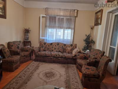 غرفة معيشه