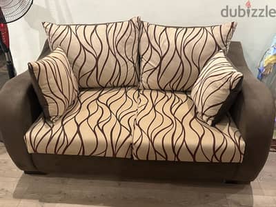 طقم ٢ كنبة انتريه + ١ كنبة سرير