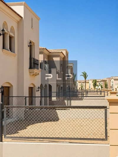 فيلا للايجار بسعر لقطه تشطيب الترا سوبر لوكس بالتكيفات في كمبوند سيتي جيت -City Gate
