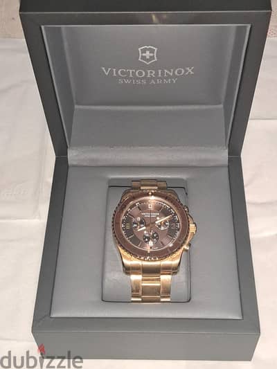 ساعة يد Victorinox Swiss army gold original