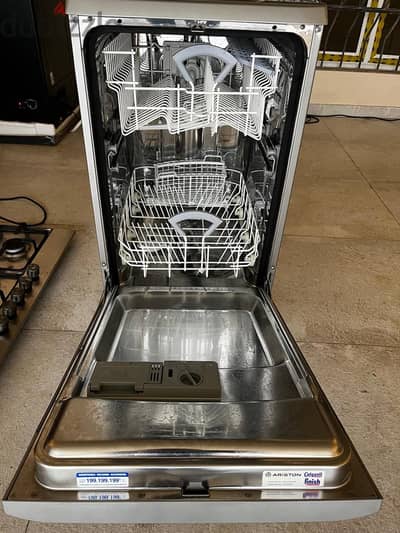 Dishwasher excellent condition