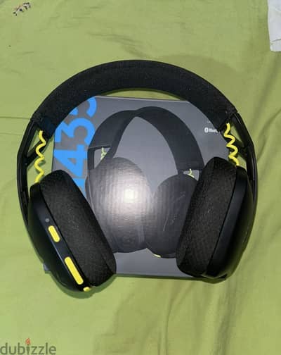 سماعه Logitech g435 للبيع