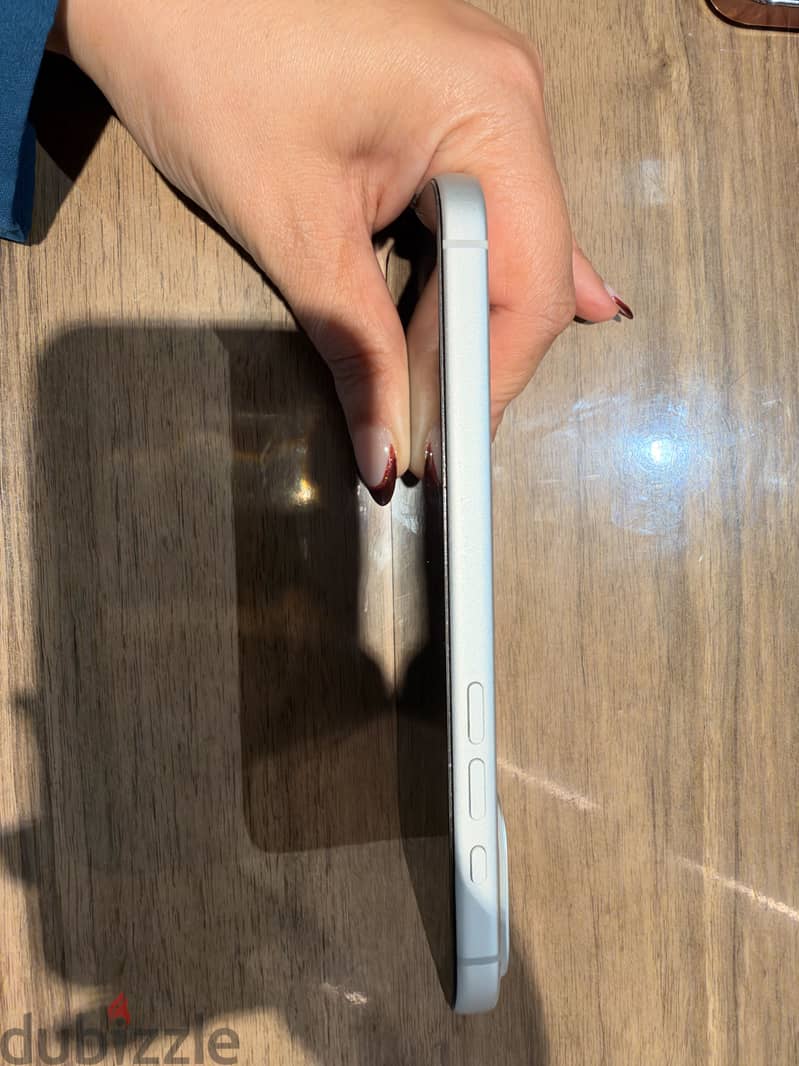 Apple - iPhone 17 Pro Max 4