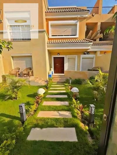 أقل سعر تاون كورنر للبيع في سراي  غرف فيو  علي اللاند سكيب بجوار مدينتي  في المستقبل سيتي Sarai - New cairo